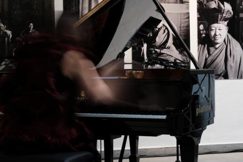gloria-campaner-mao-piatino-pianoforti_(1)