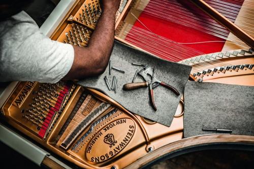 Spirio-R-Steinway-piatino-pianoforti-torino